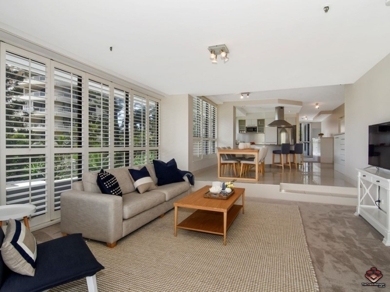 14 MacArthur Parade, Main Beach QLD 4217