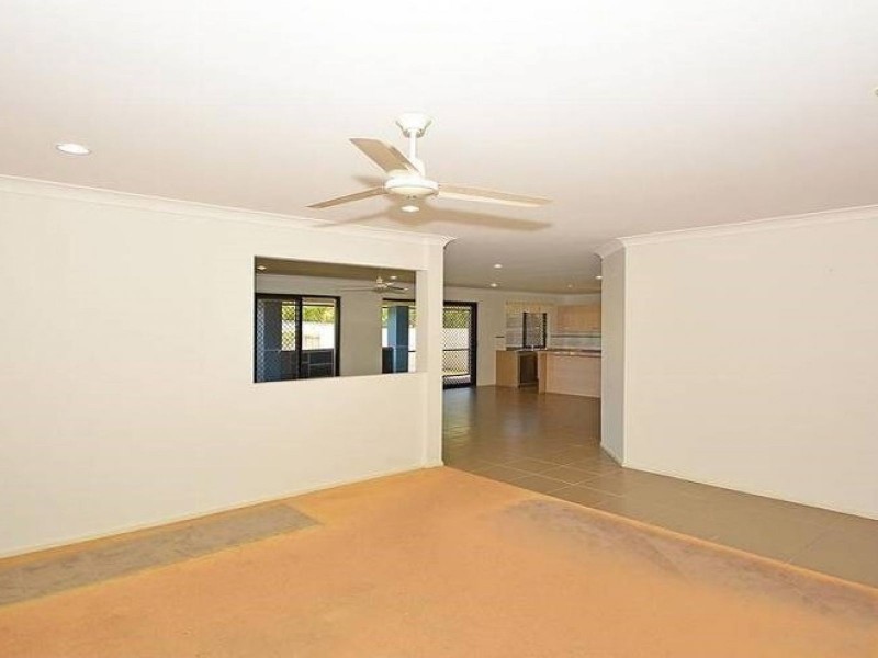 20 Captain Cook Street, Urraween QLD 4655