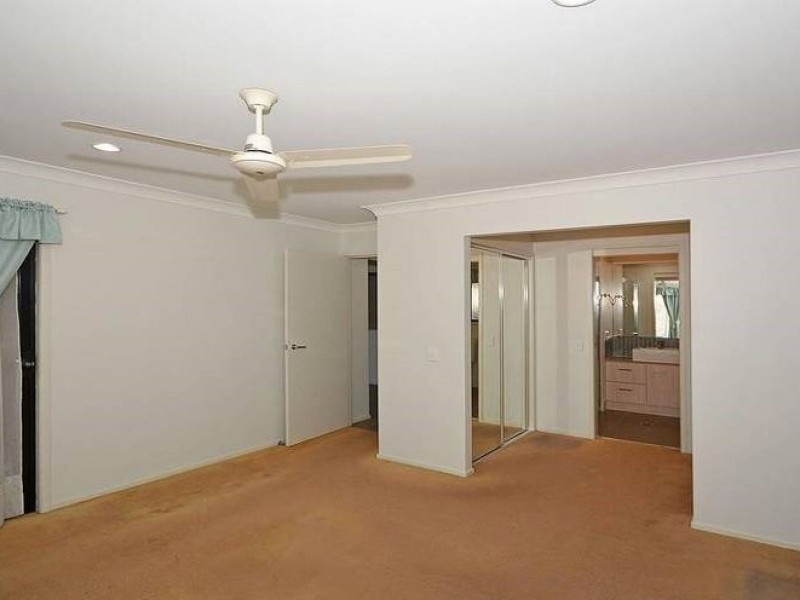 20 Captain Cook Street, Urraween QLD 4655