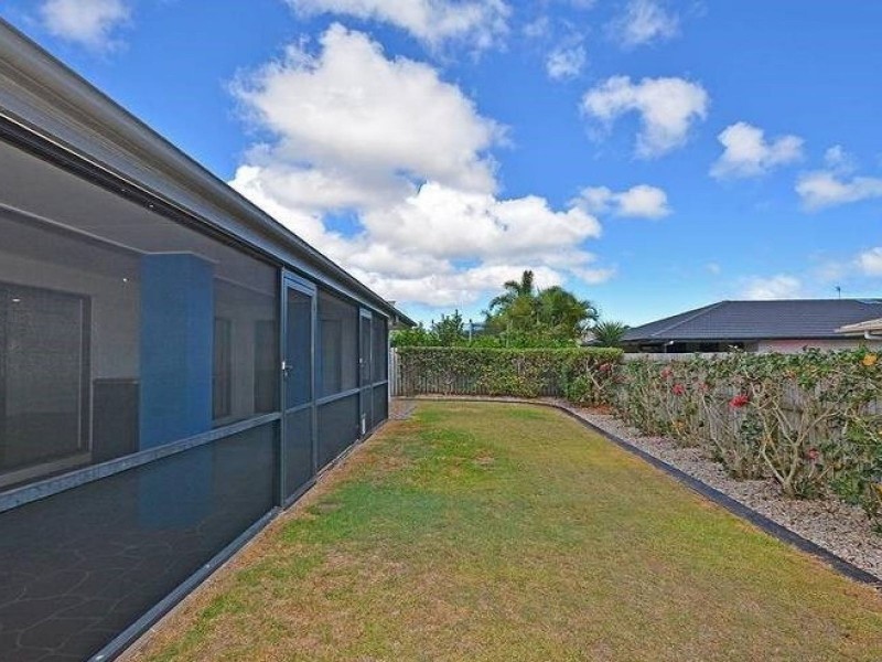 20 Captain Cook Street, Urraween QLD 4655