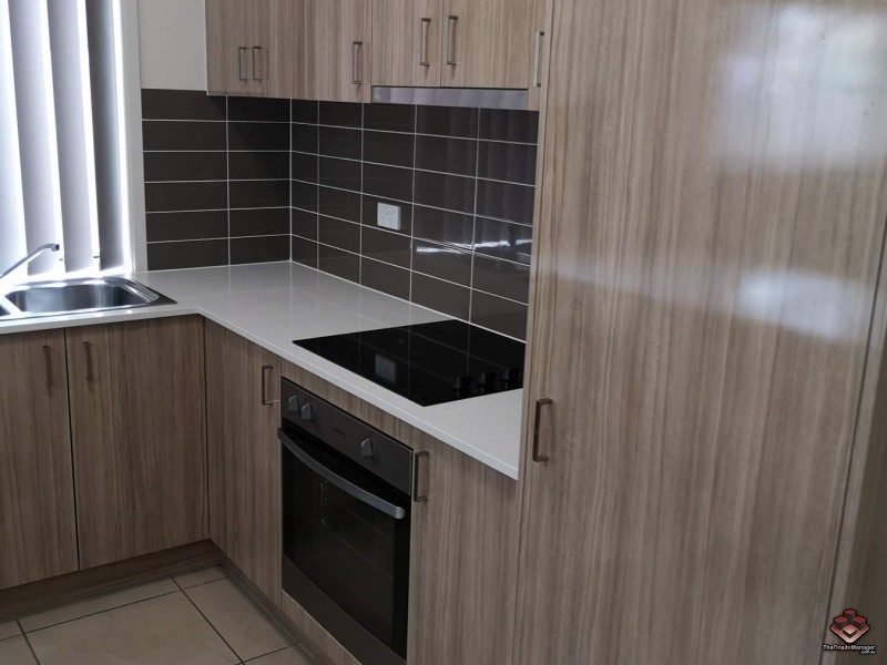 21 Maurie Pears Crescent, Pimpama QLD 4209