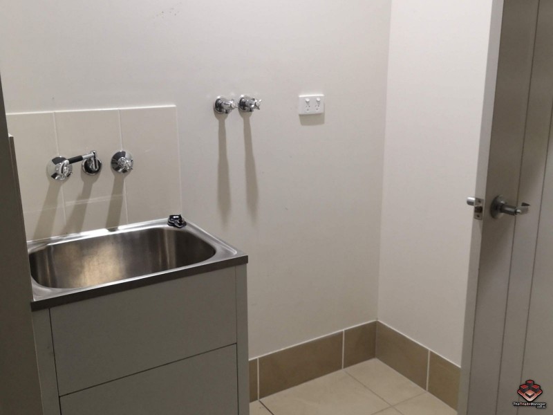 21 Maurie Pears Crescent, Pimpama QLD 4209