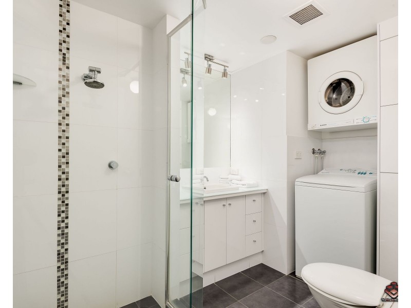 ID:3888052/39 Vernon Terrace, Teneriffe QLD 4005