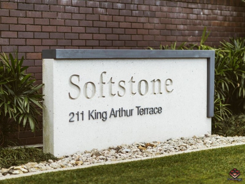 211 King Arthur Terrace, Tennyson QLD 4105