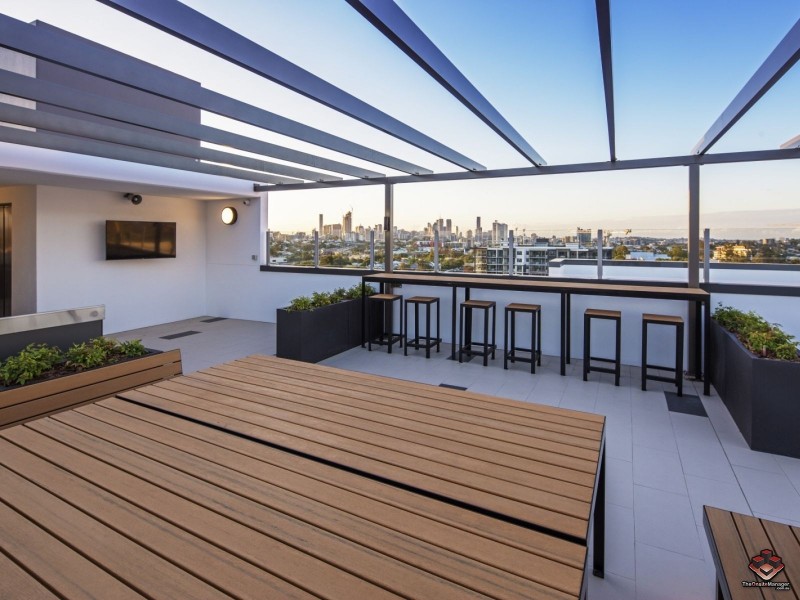 17 Carl Street, Woolloongabba QLD 4102