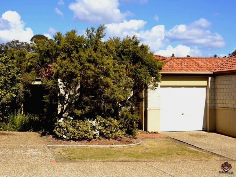 24 Amsonia Court, Arundel QLD 4214