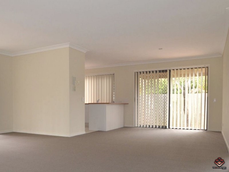 24 Amsonia Court, Arundel QLD 4214