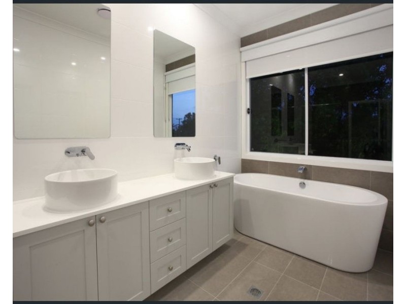 Paradise Point QLD 4216