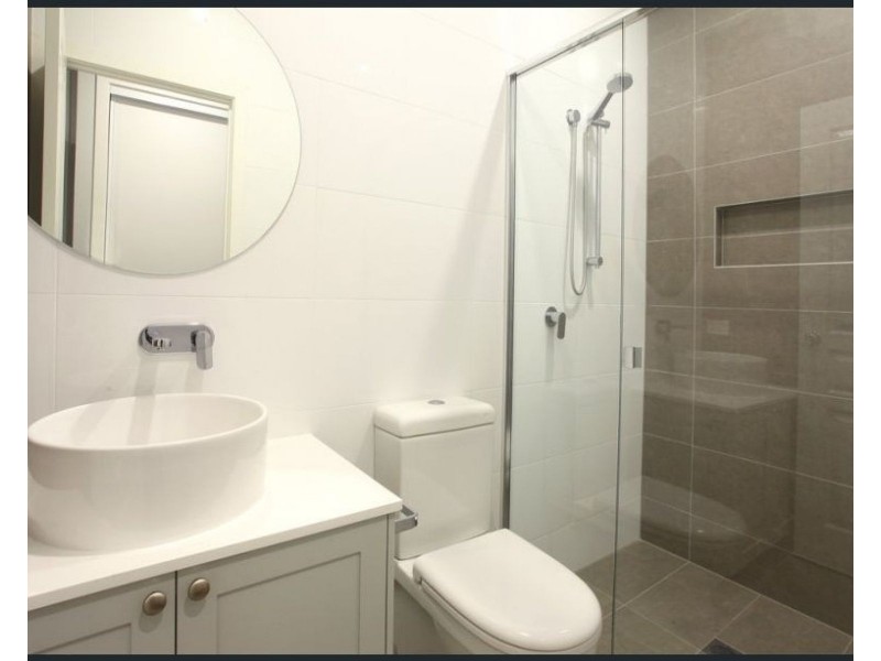 Paradise Point QLD 4216