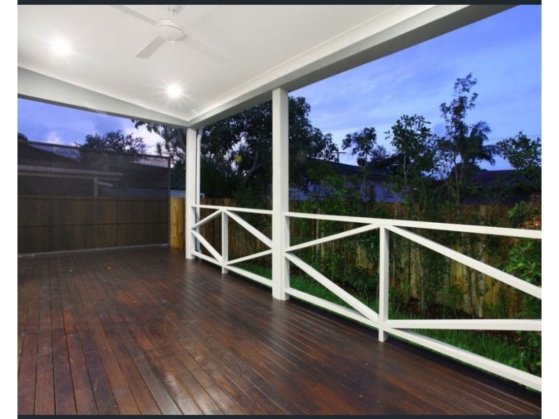 Paradise Point QLD 4216