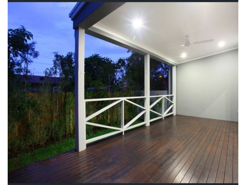 Paradise Point QLD 4216