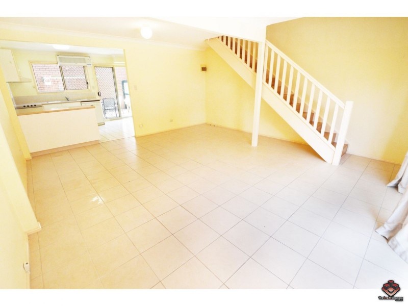 60 Whitby Street, Southport QLD 4215