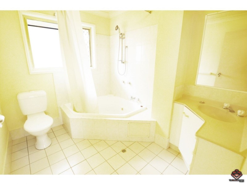 60 Whitby Street, Southport QLD 4215