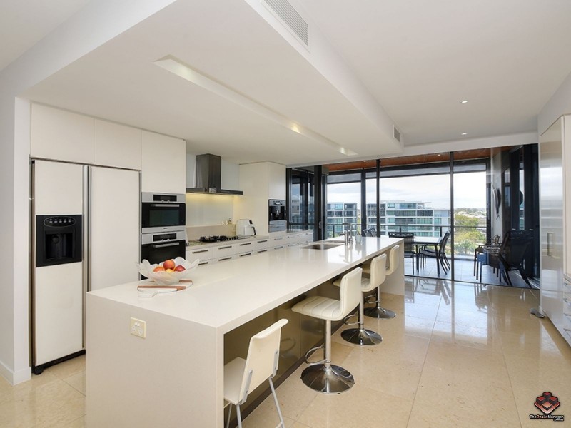 2602/323 Bayview Street, Hollywell QLD 4216