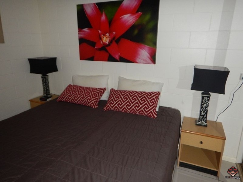 175 Lake Street, Cairns City QLD 4870