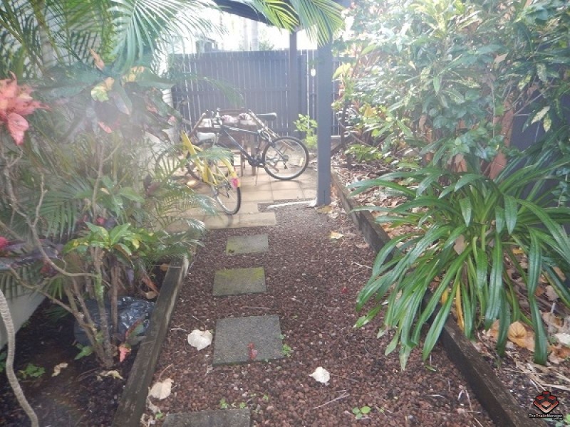 175 Lake Street, Cairns City QLD 4870