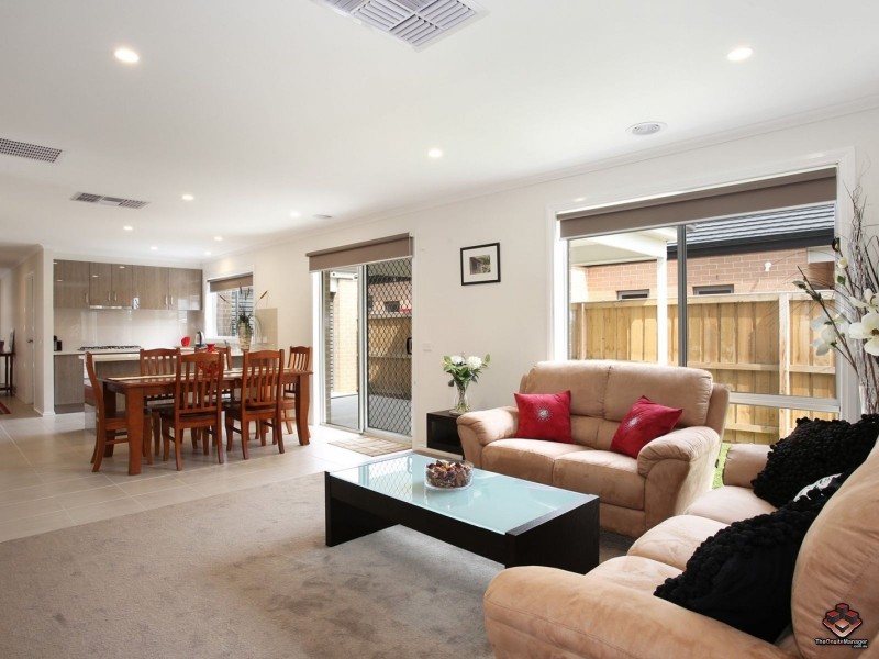 56 Kamona Street, Clyde VIC 3978