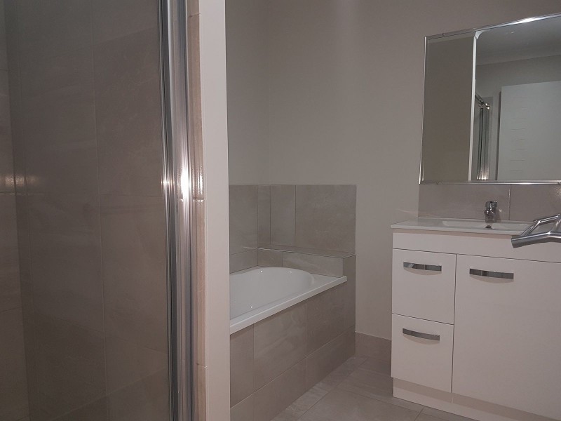 1/28 Eli Court, Kawungan QLD 4655