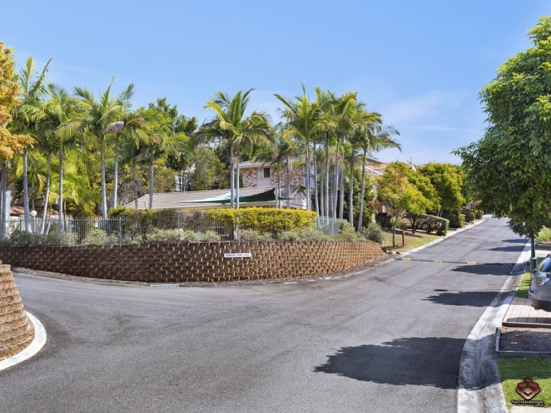 12/90 Oakleaf Street, Eight Mile Plains QLD 4113