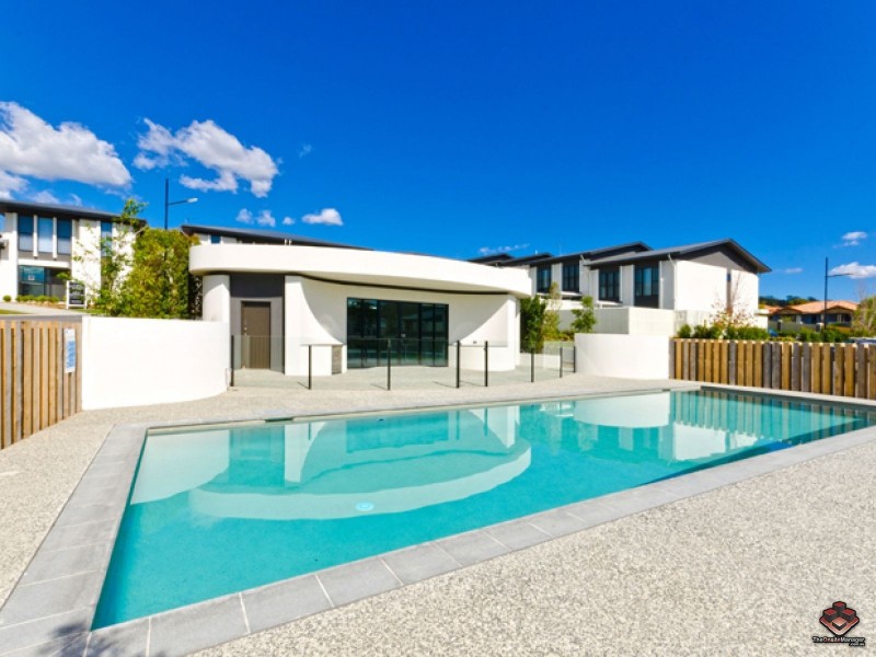 Pacific Pines QLD 4211