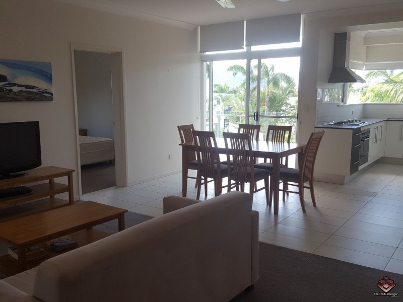 65 Manooka Drive, Cannonvale QLD 4802