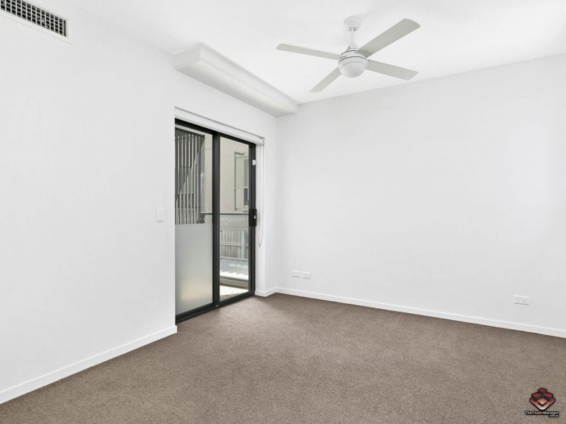 573 Coronation Drive, Toowong QLD 4066