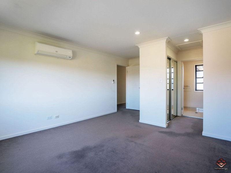 2 Bourton Road, Merrimac QLD 4226