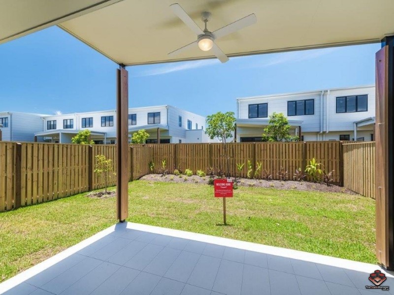 10 Sorrento Street, Hope Island QLD 4212