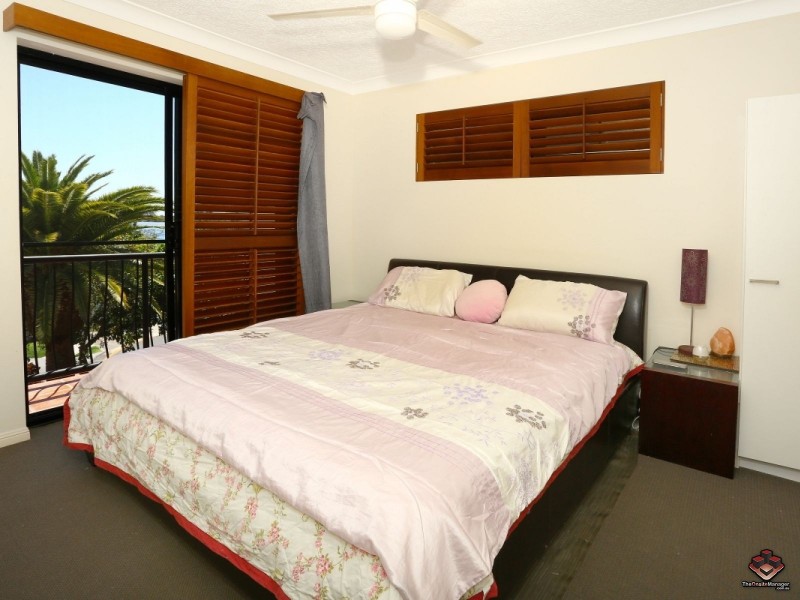38 Labrador, Labrador QLD 4215