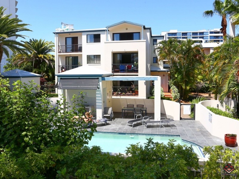 38 Labrador, Labrador QLD 4215