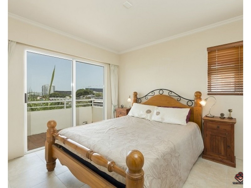 73 Spence Street, Cairns City QLD 4870