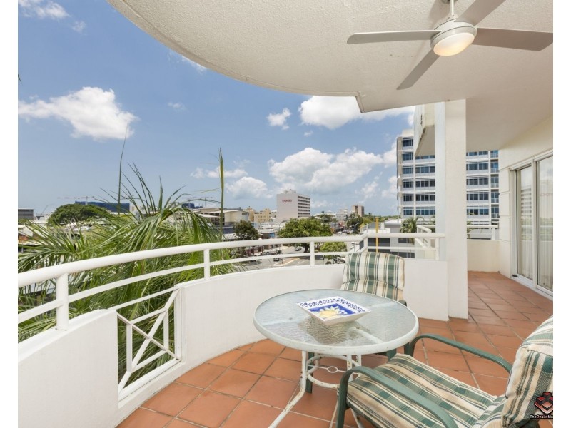 73 Spence Street, Cairns City QLD 4870