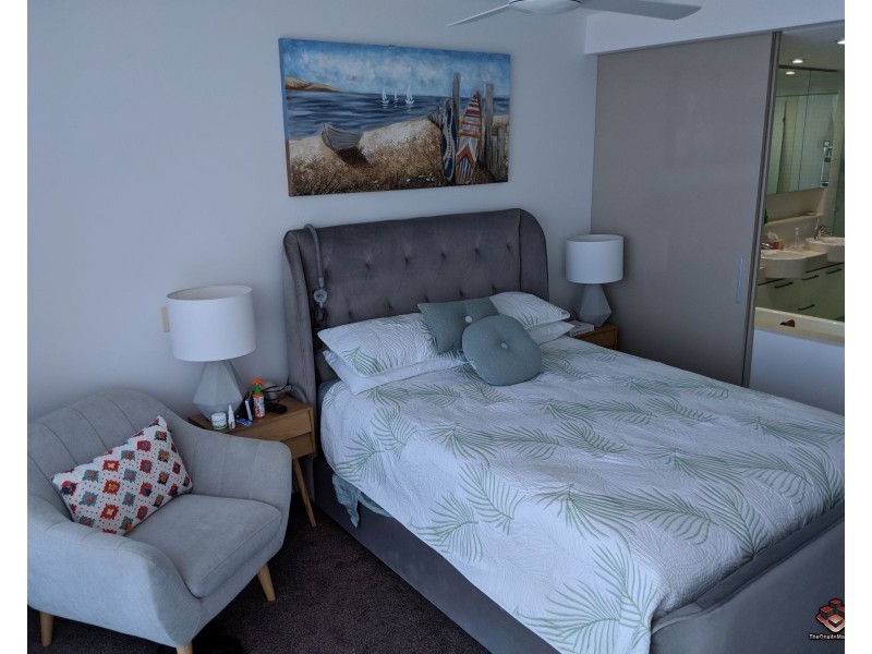 Paradise Point QLD 4216