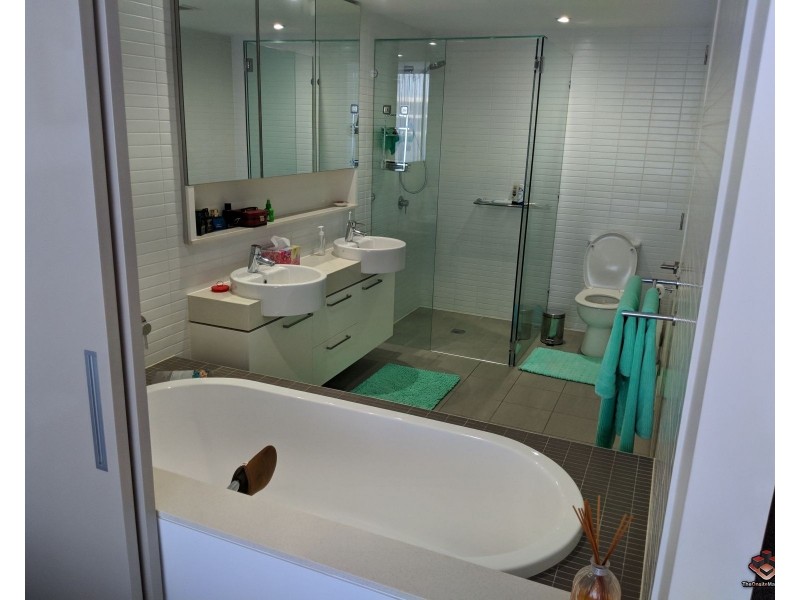 Paradise Point QLD 4216