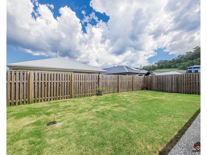 7 Stoneyway Avenue, Maudsland QLD 4210
