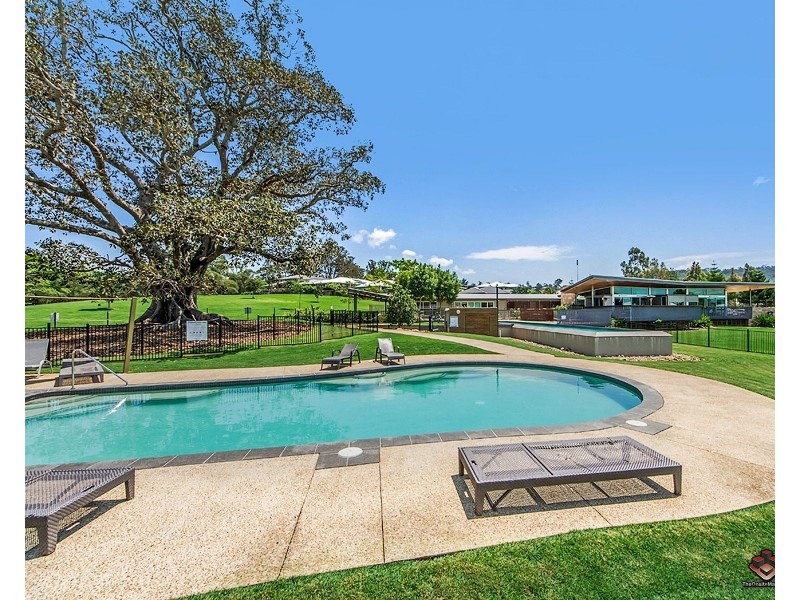 7 Stoneyway Avenue, Maudsland QLD 4210