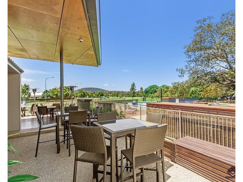 7 Stoneyway Avenue, Maudsland QLD 4210