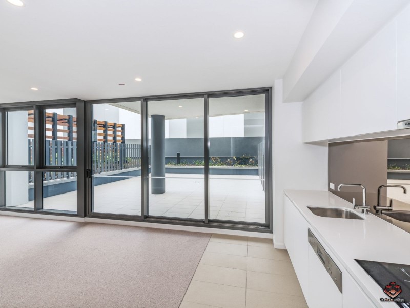 20405/300 Old Cleveland Road, Coorparoo QLD 4151