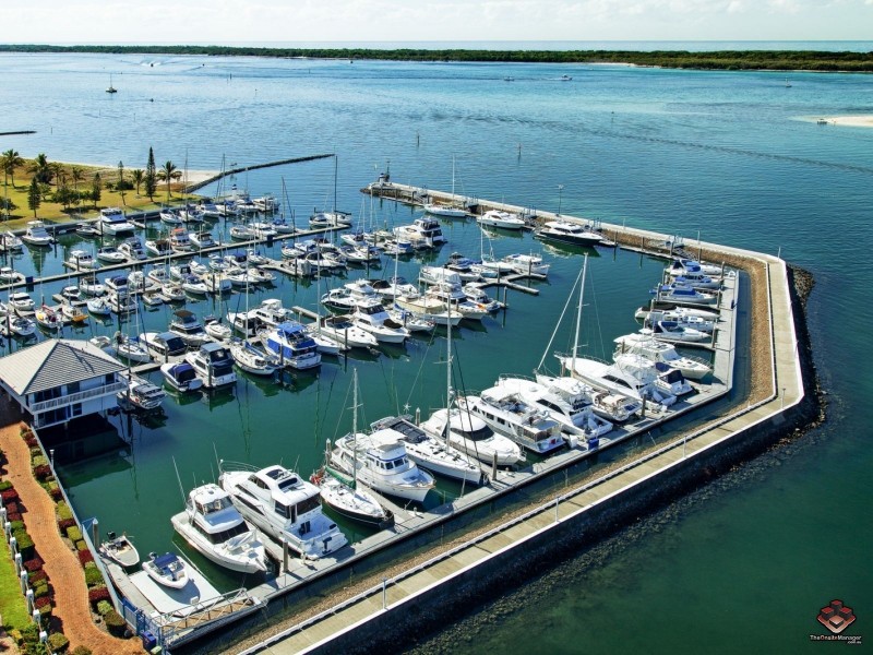 9 Bayview Street, Runaway Bay QLD 4216