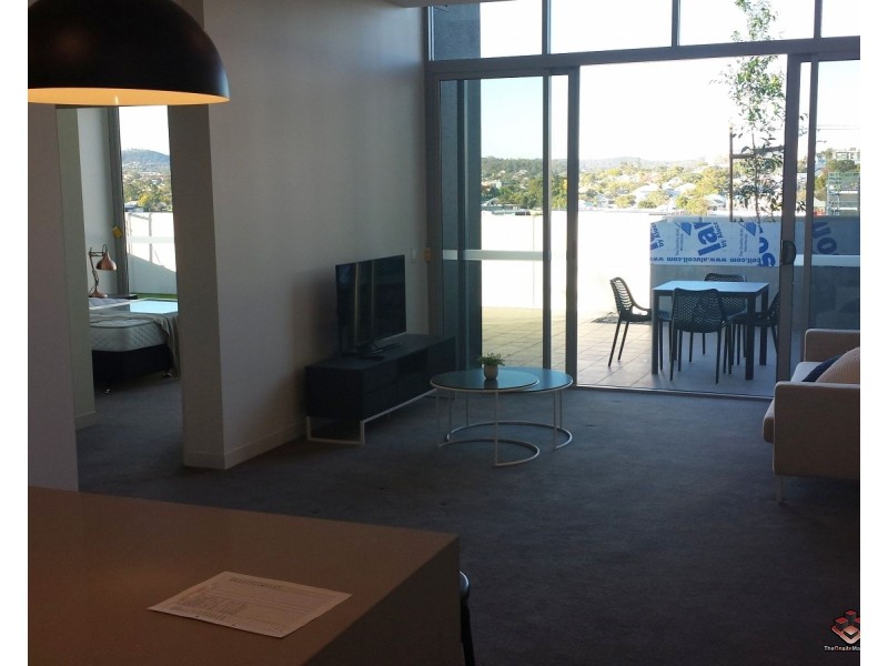 855 Stanley Street, Woolloongabba QLD 4102