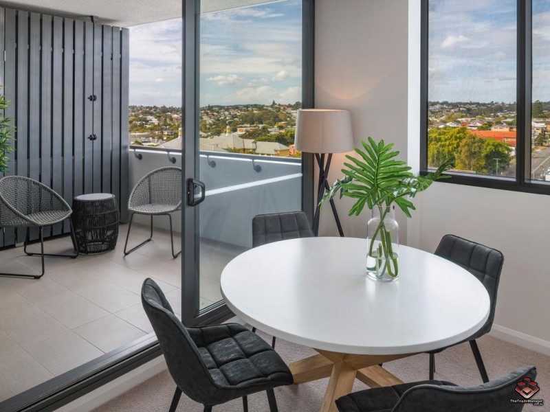 11007/300 Old Cleveland Road, Coorparoo QLD 4151