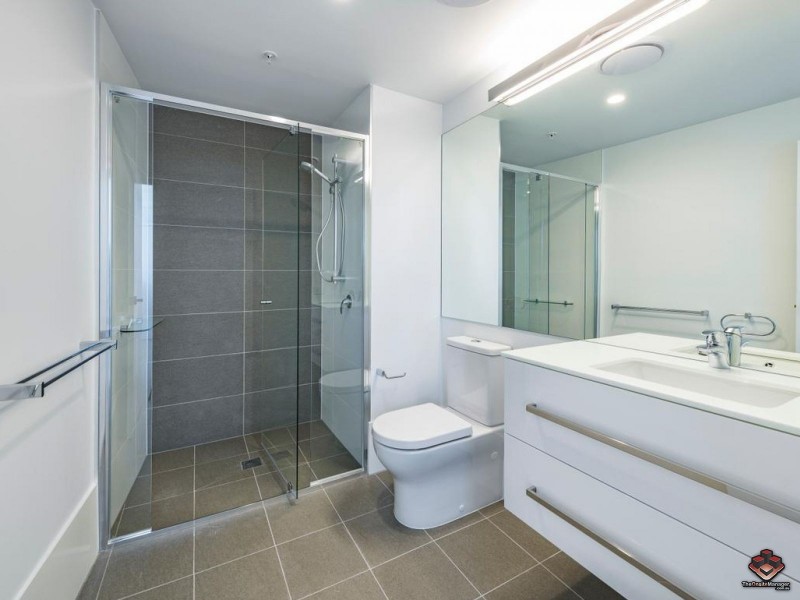 11007/300 Old Cleveland Road, Coorparoo QLD 4151