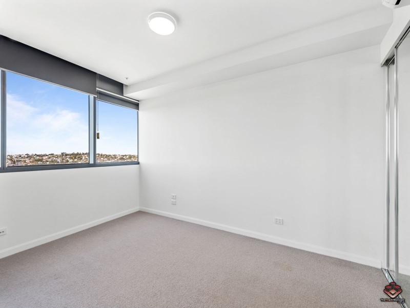 11706/300 Old Cleveland Road, Coorparoo QLD 4151