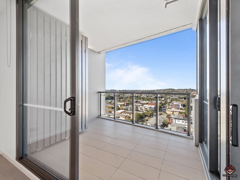 11706/300 Old Cleveland Road, Coorparoo QLD 4151