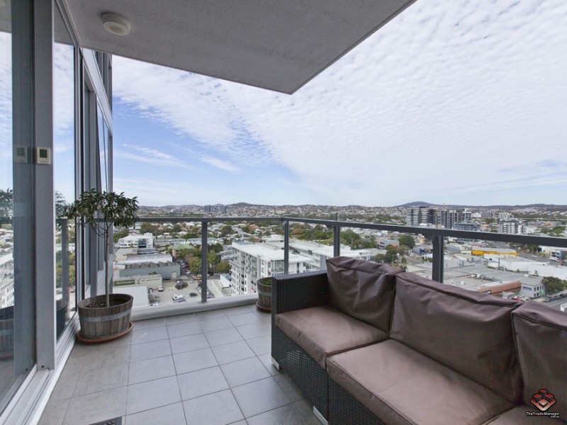 855 Stanley Street, Woolloongabba QLD 4102
