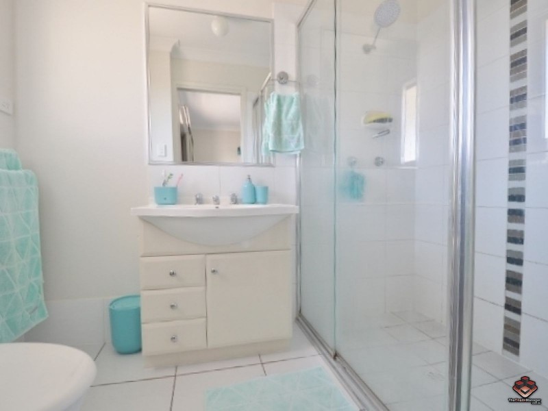 130 Jutland Street, Oxley QLD 4075