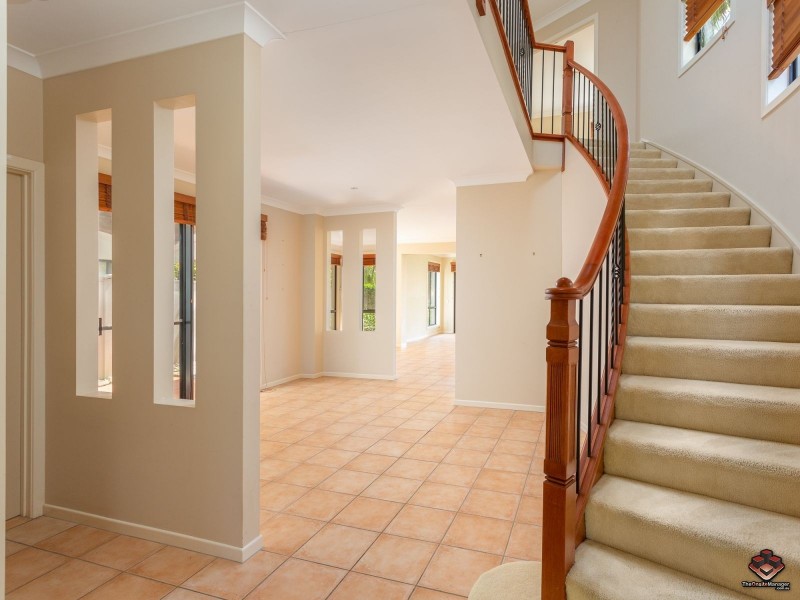 117 Palm Meadows Drive, Carrara QLD 4211