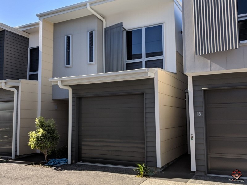 5 Panama Cresent, Mountain Creek QLD 4557