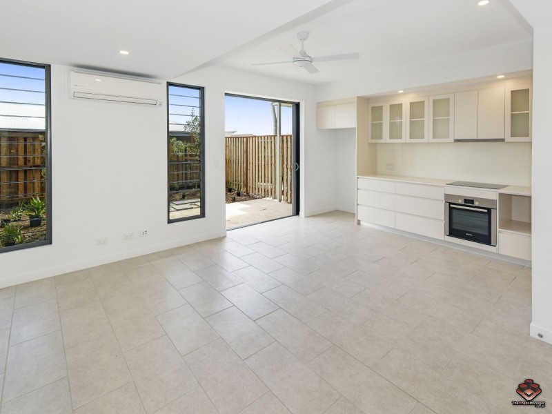 5 Panama Cresent, Mountain Creek QLD 4557