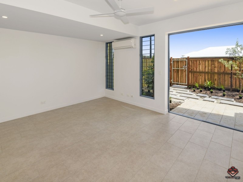 5 Panama Cresent, Mountain Creek QLD 4557